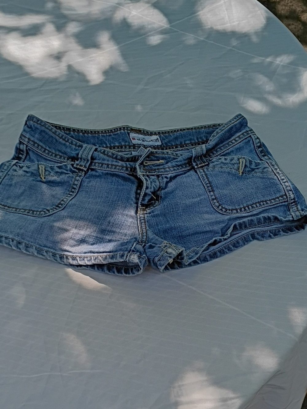 No Boundaries Light Blue Denim Low-Rise Jean Shorts